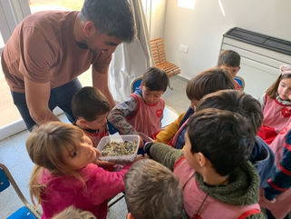 ACTIVIDAD EN EL JARDÍN CORAZÓN PARA PROMOVER EL CUIDADO DEL AMBIENTE: CHARLA SOBRE SEPARACIÓN DE RESIDUOS, RECICLAJE Y COMPOSTAJE
