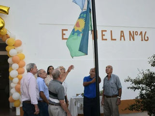 CARLOS TEJEDOR: LA ESCUELA PRIMARIA N° 16 CELEBRÓ SUS 75 AÑOS