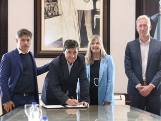 PROVINCIA MICROCRÉDITOS: REUNIÓN DE TRABAJO ENCABEZADA POR EL GOBERNADOR KICILLOF JUNTO A INTENDENTES BONAERENSES