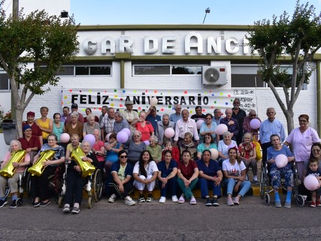 RESIDENTES DEL HOGAR DE ANCIANOS DE CASBAS SE SUMARON A LAS CELEBRACIONES POR EL ANIVERSARIO