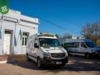 BERUTI INCORPORA UNA AMBULANCIA TOTALMENTE EQUIPADA Y UNA COMBI DE 19 ASIENTOS PARA FORTALECER LOS SERVICIOS EN LA LOCALIDAD