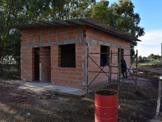 AVANZA EN GUAMINÍ LA OBRA DE LA OFICINA DE CONTROL DE LA PLAYA DE ESTACIONAMIENTO DE CAMIONES