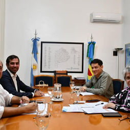 GESTIONES DEL INTENDENTE PARA LA CREACIÓN DEL CEC 803 EN 30 DE AGOSTO: REUNIÓN CON LA NUEVA DIRECTORA GENERAL DE CULTURA Y EDUCACIÓN DE LA PROVINCIA