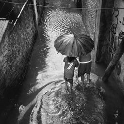 LA PRIMERA ACTIVACIÓN DE LA MUESTRA “CIUDAD OCULTA” SERÁ ESTE DOMINGO 8 EN EL MUMAV CON UNA VISITA GUIADA A CARGO DE SU AUTOR NAHUEL ALFONSO 