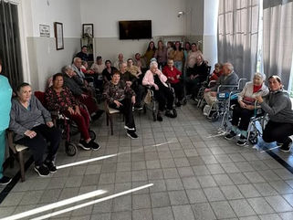 PELLEGRINI: DÍA NACIONAL DEL LIBRO EN EL HOGAR DE ANCIANOS