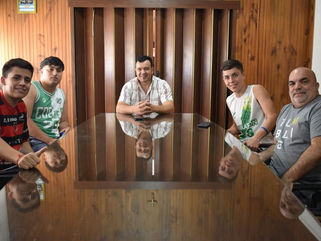 NOBRE FERREIRA RECIBIÓ AL EQUIPO DE FÚTSAL QUE CONQUISTÓ LA MEDALLA DE ORO EN LOS JUEGOS BONAERENSES