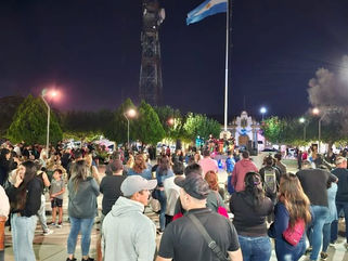 PLACEADA SOLIDARIA EN DAIREAUX "TODOS POR BAHÍA BLANCA"