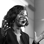 Business Presentation with Headset_edite