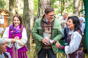 Grybų šventėje – apie šių metų derlių, arbatos klubą ir rinkimus