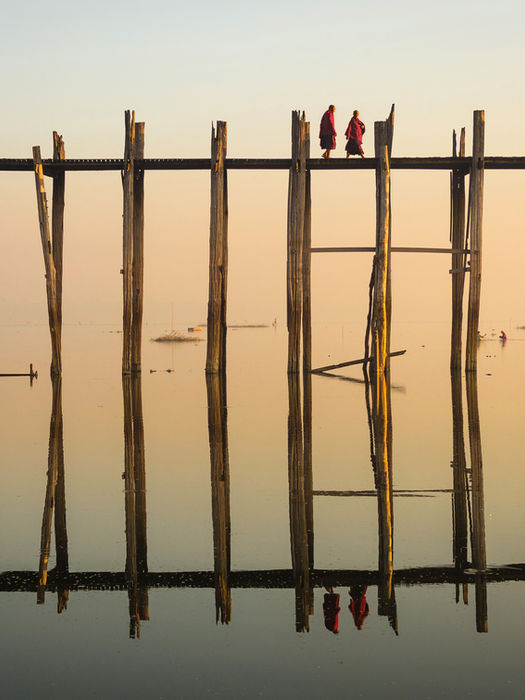 "Do not have too many objectives.
One-pointedness is the key to success.
Break one arrow at a time!"