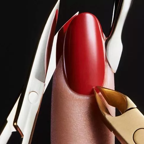 NAGELREPARATUR