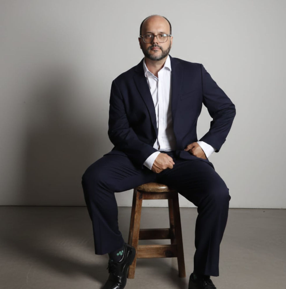 Foto marco_edited.jpg