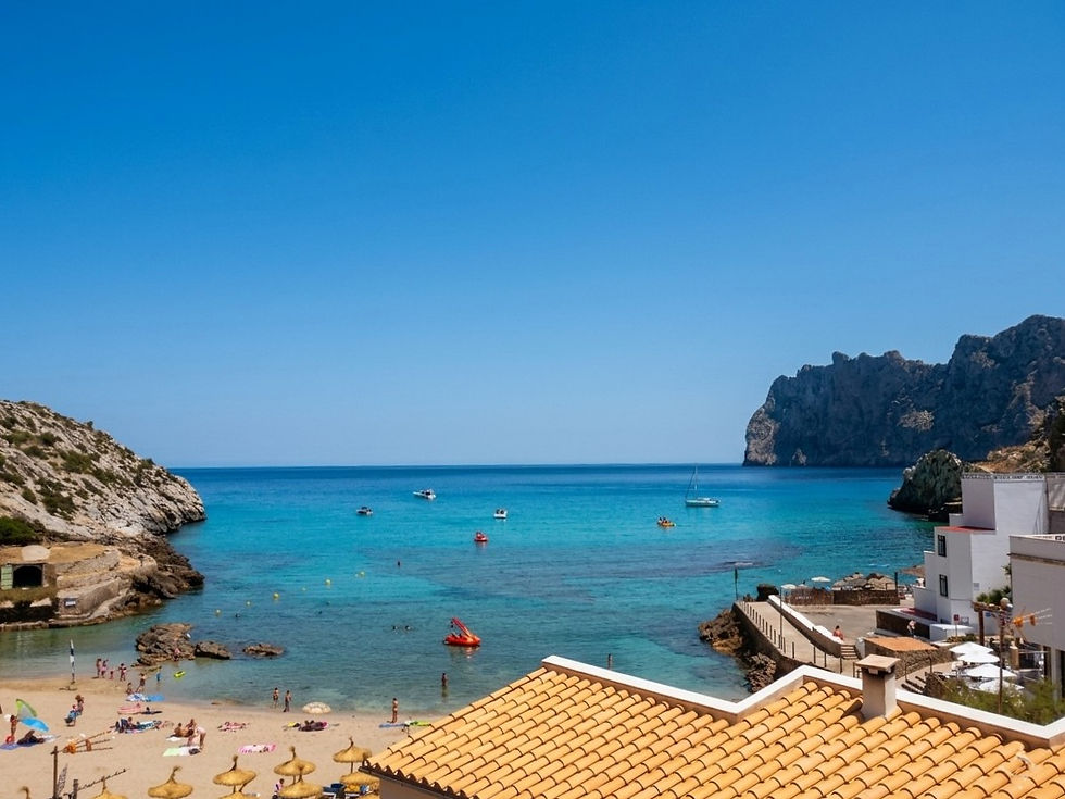 Cala Barques ideal para familias con niños. Pollença