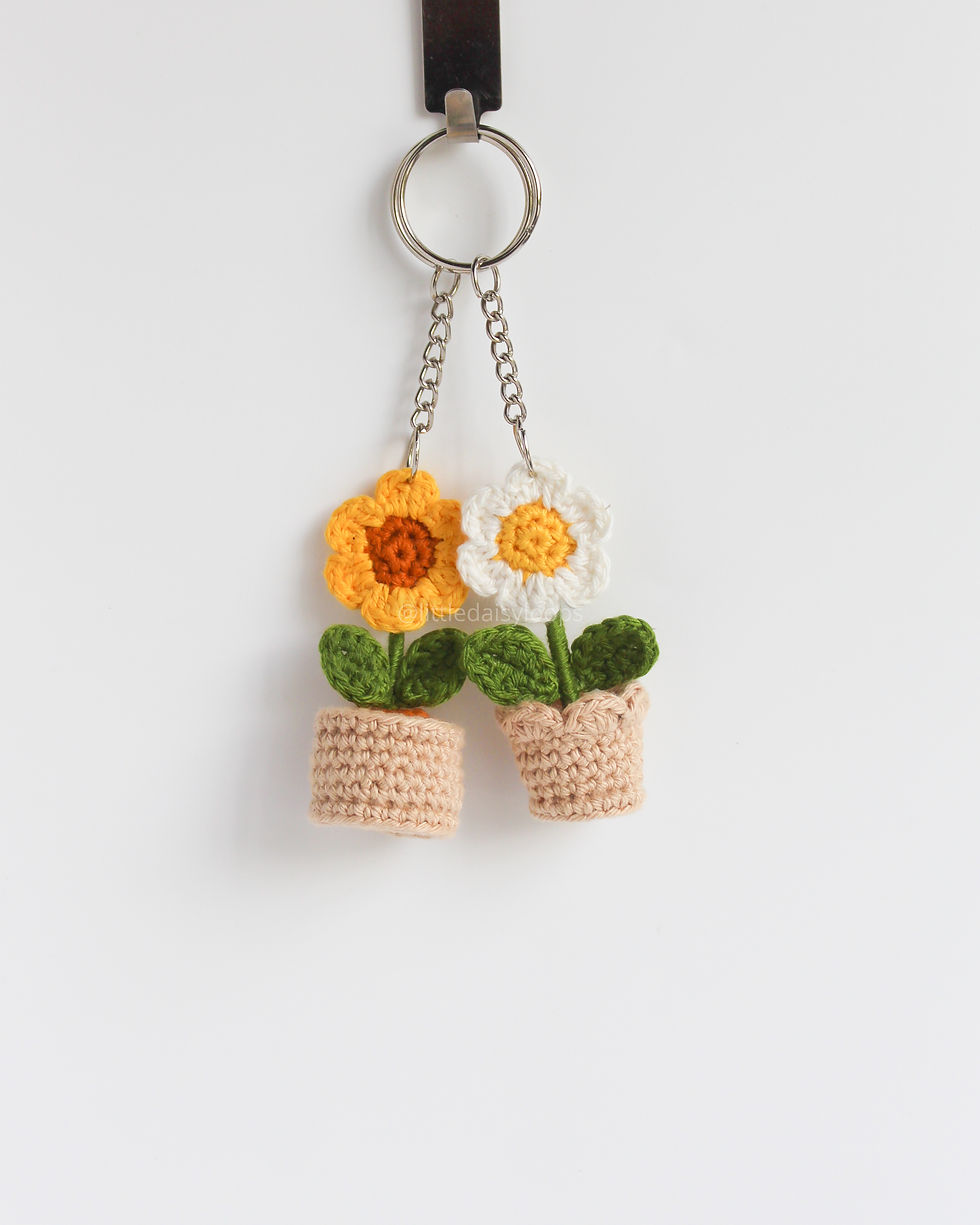 Thumbnail: Crochet Keychain - Sunflower, Daisy