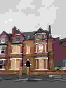 its sold now, please don't bother calling :)
