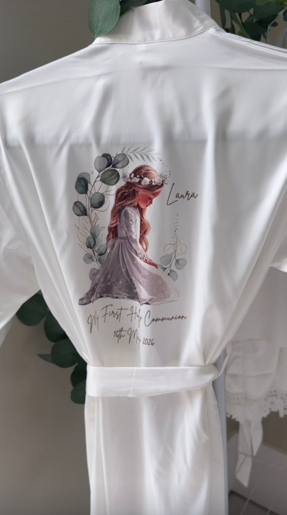 Thumbnail: Communion/Confirmation Plain Edge Robe