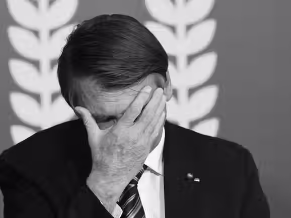 Para agradar o eixo Washington-Tel Aviv, Bolsonaro chama BRICS de “reuniãozinha de pequenos ditadores”