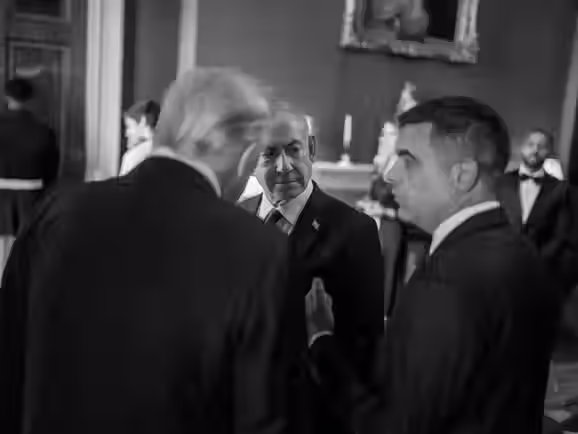 Com medo da resposta iraniana, Netanyahu pede que Trump não ataque o Irã