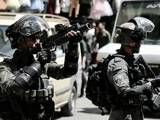 Forças israelenses atacam fiéis palestinos em vila próxima a Belém