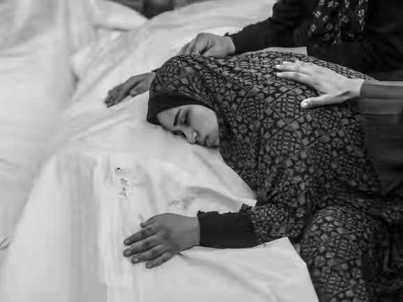 Número de mortos em Gaza ultrapassa 52 mil, segundo autoridades médicas palestinas
