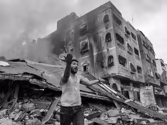 Israel ocupa quase 60% de Gaza e planeja retomar a guerra