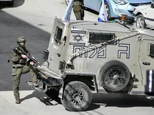 Forças israelenses invadem escola no Vale do Jordão e espancam funcionário
