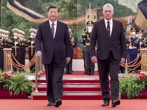 China exige fim do bloqueio contra Cuba e critica sanções dos EUA