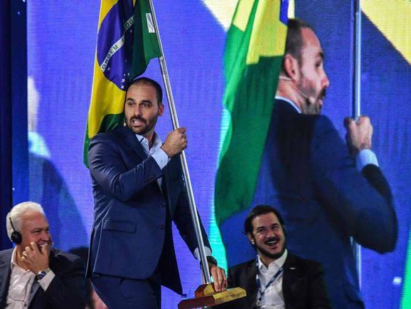 Não é função de deputado fazer 'lobby' no exterior contra o Brasil, afirma Moraes