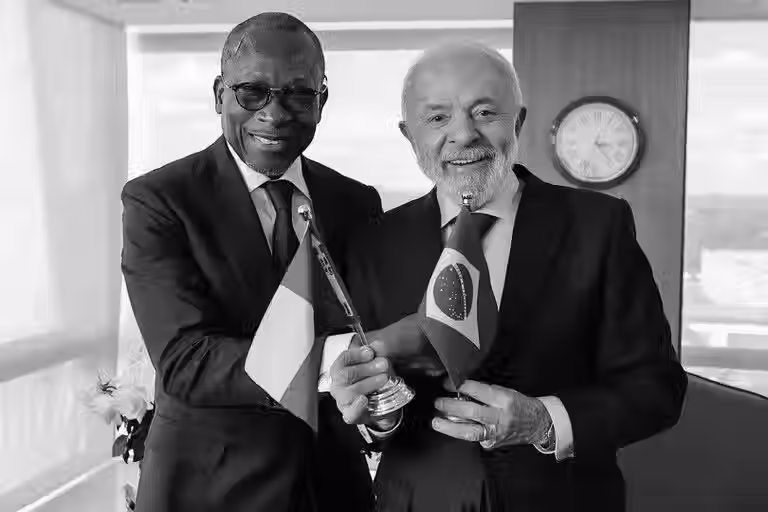 O presidente Lula da Silva e o presidente do Benin, Patrice Talon