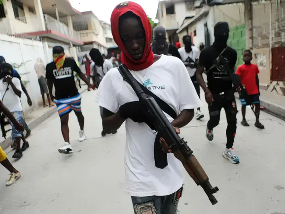 Crianças compõem quase metade dos membros de gangues armadas no Haiti