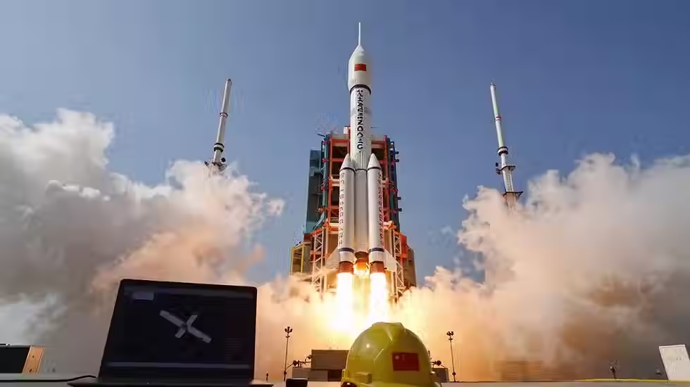 A China lançou um novo satélite para estudar o espaço. - ©Paroquiadoamial