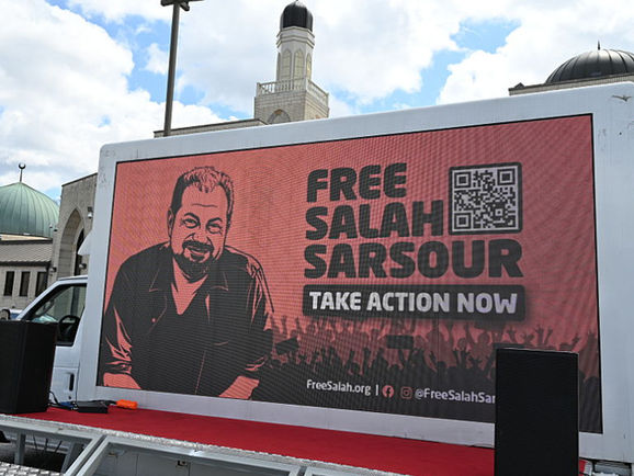 Ativistas pedem libertação de líder palestino de Milwaukee, Salah Sarsour, antes de audiência de deportação