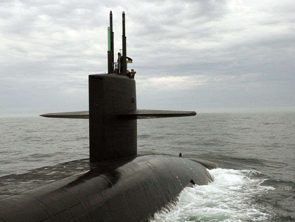 O que está por trás da divulgação da localização de submarino nuclear dos EUA em cenário de tensão com o Irã