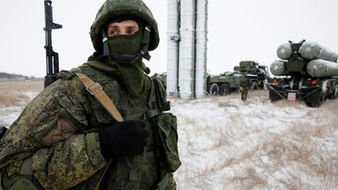 Putin afirma que a Rússia está criando uma zona de segurança ao longo da fronteira com a Ucrânia