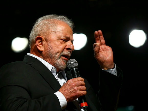 Lula endurece discurso contra Trump após ofensiva tarifária dos Estados Unidos