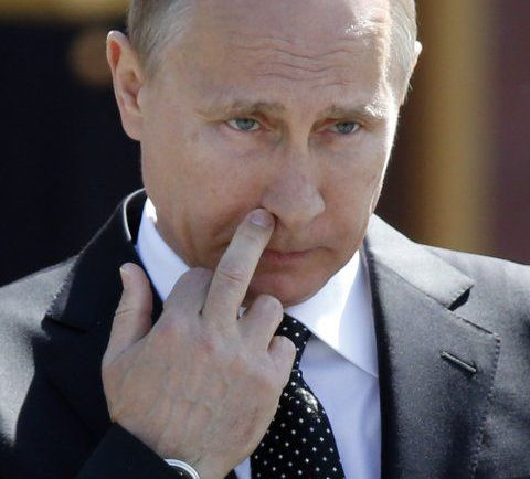 Trump exige fim da 'guerra ridícula' e ameaça Putin: 'Podemos resolver isso pelo caminho fácil ou difícil'