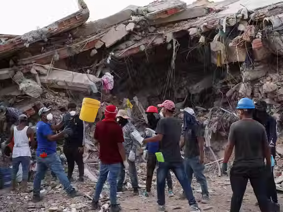 Brasil envia vacinas à Venezuela para resposta aos terremotos