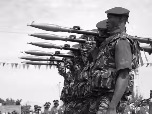 Por que milhares de soldados estão sendo mobilizados na África Ocidental?