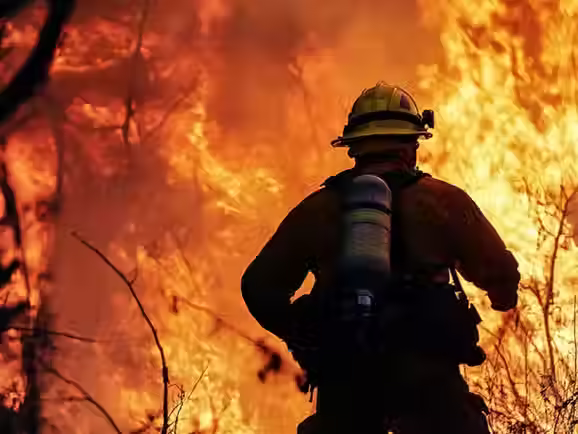 Governo Lula libera R$ 337 milhões para reforçar combate a incêndios e fiscalização ambiental
