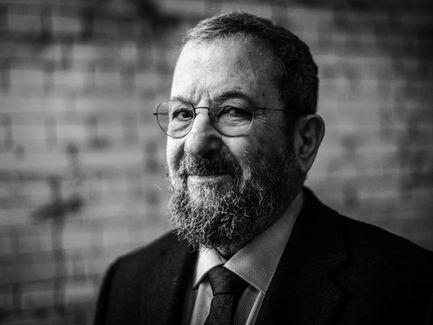 E-mails expõem hospedagens ex-primeiro-ministro israelense em apartamento de Epstein