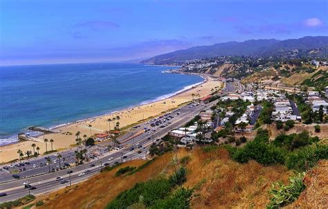 A marvellous photograph of Santa Monica Bay. Credit to photographer John Moeschler.
