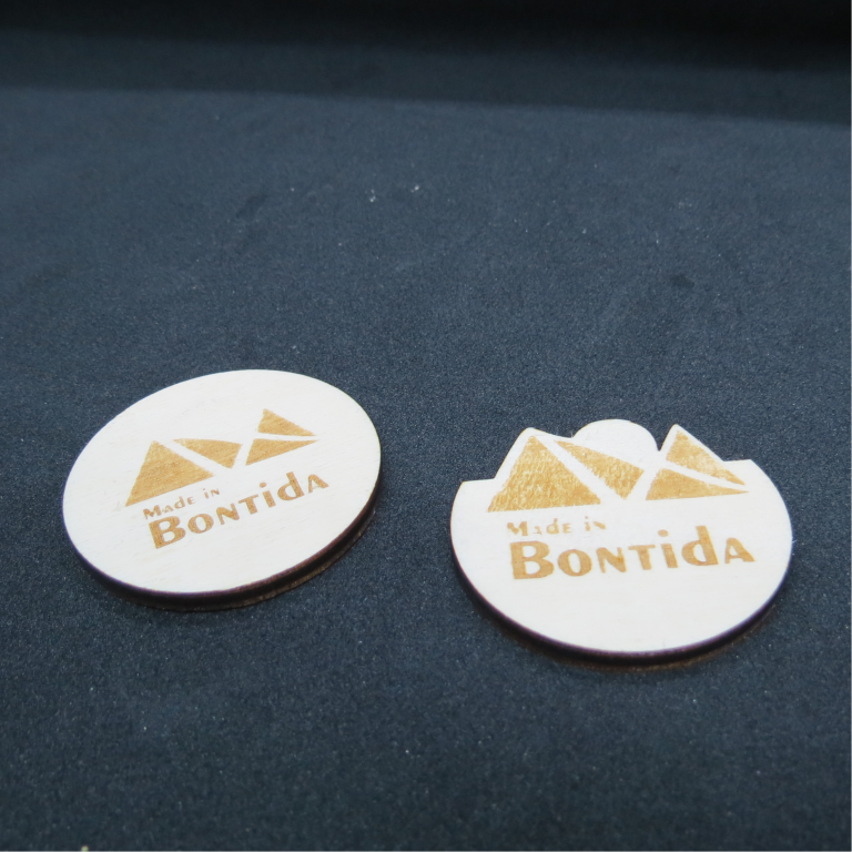 Magnet frigider din placaj personalizat cu gravură laser Made in Bonțida - suvenir handmade