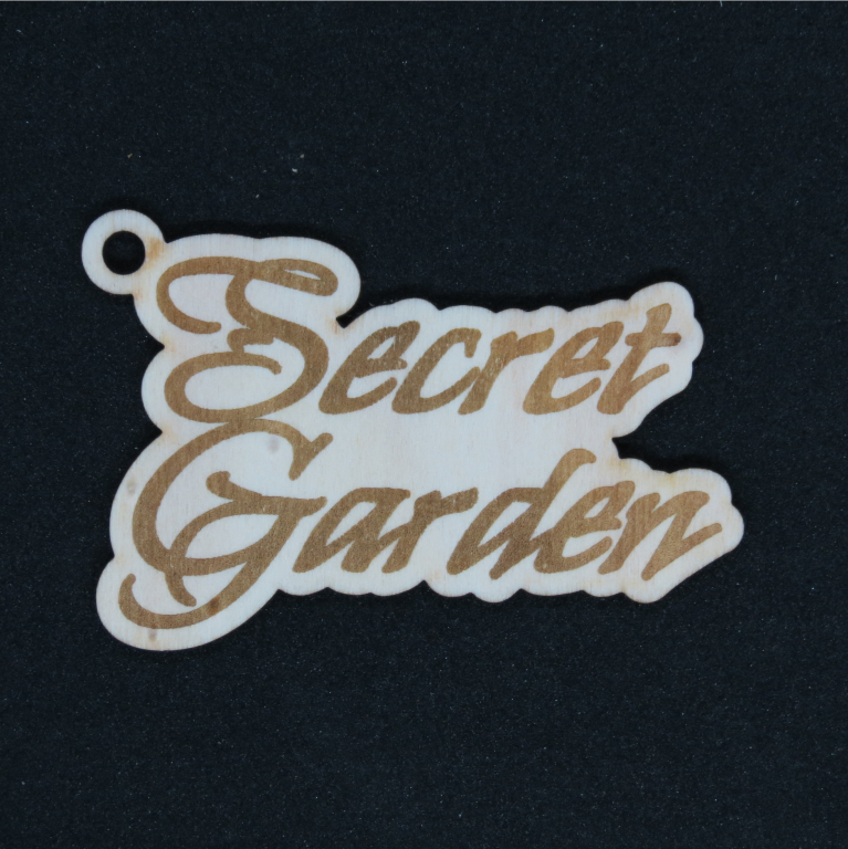 Breloc personalizat din lemn – gravură laser