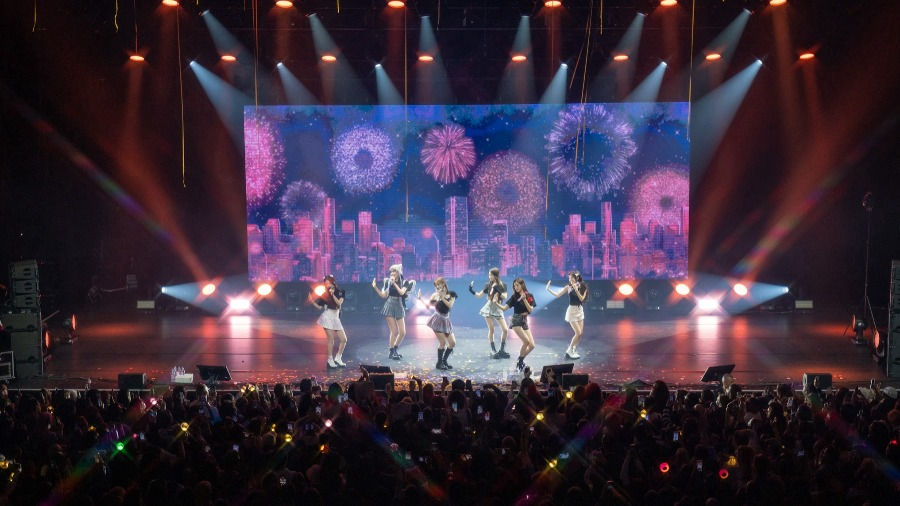Groupe sud coréen STAYC premier concert parisien