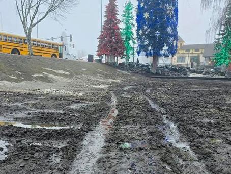 Gazebo Park in Leavenworth damaged by truck driver 