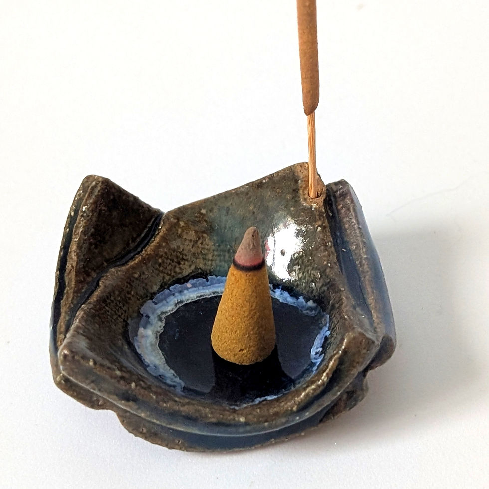Thumbnail: Artisanal Incense Burner "Ocean's Depth Collection"