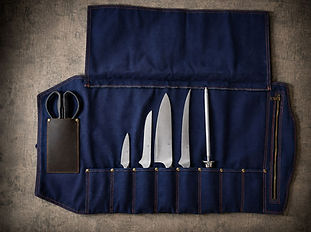 Xinzuo 7 piece knife set.
