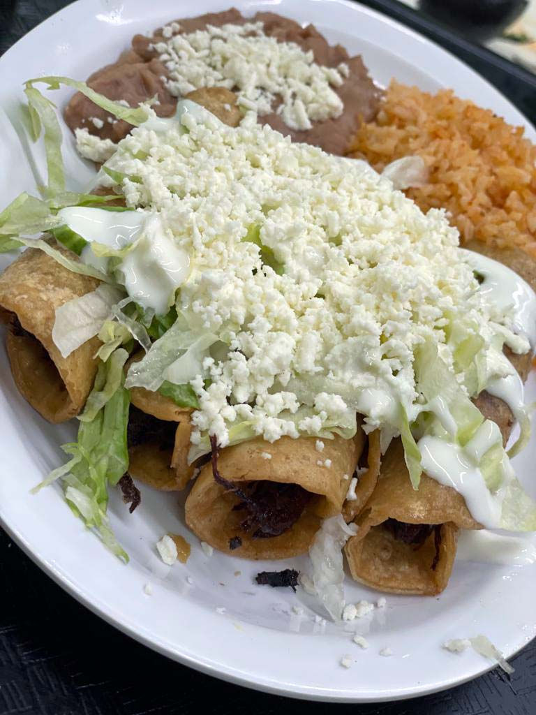 Antojitos Domis