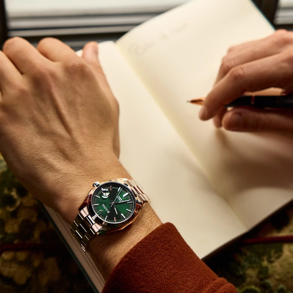 Surveyor - 46x39mm Case