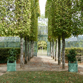 Jardins du Petit Trianon                                         Château de Versailles                         Photos